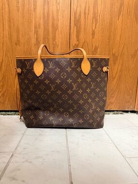 Louis Vuitton Neverfull MM